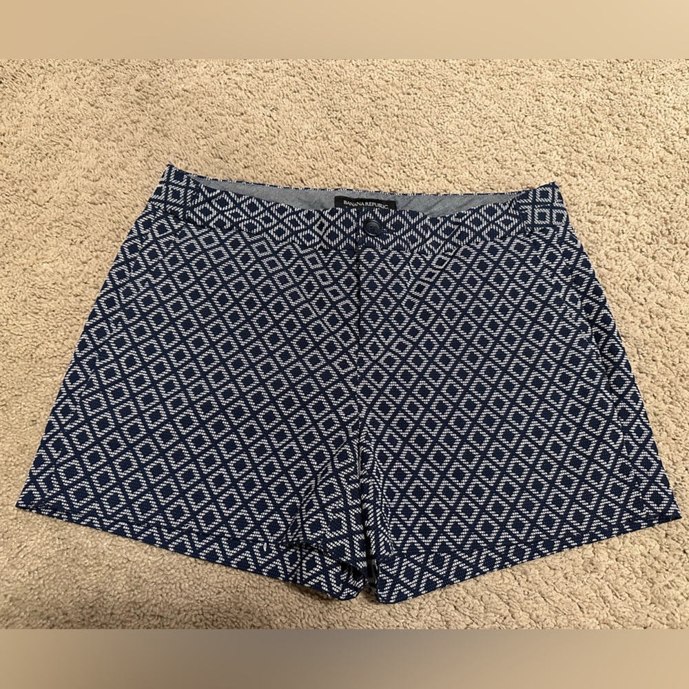 Banana Republic Pattern Shorts - Size 0